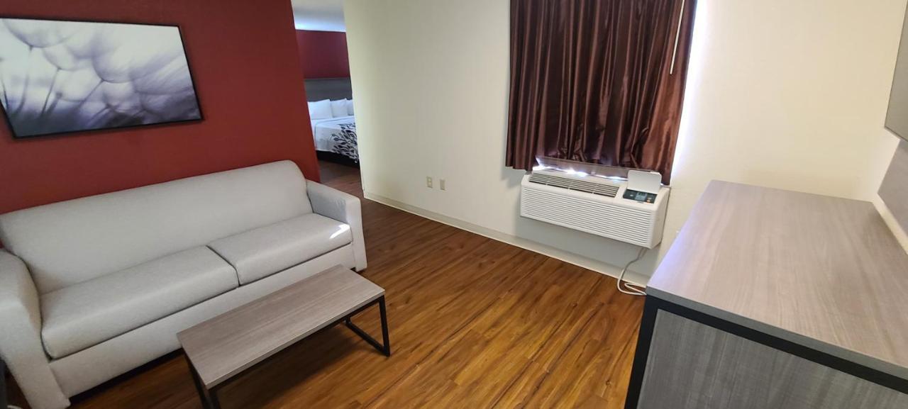 Red Roof Inn & Suites Cornelius - Lake Norman Dış mekan fotoğraf