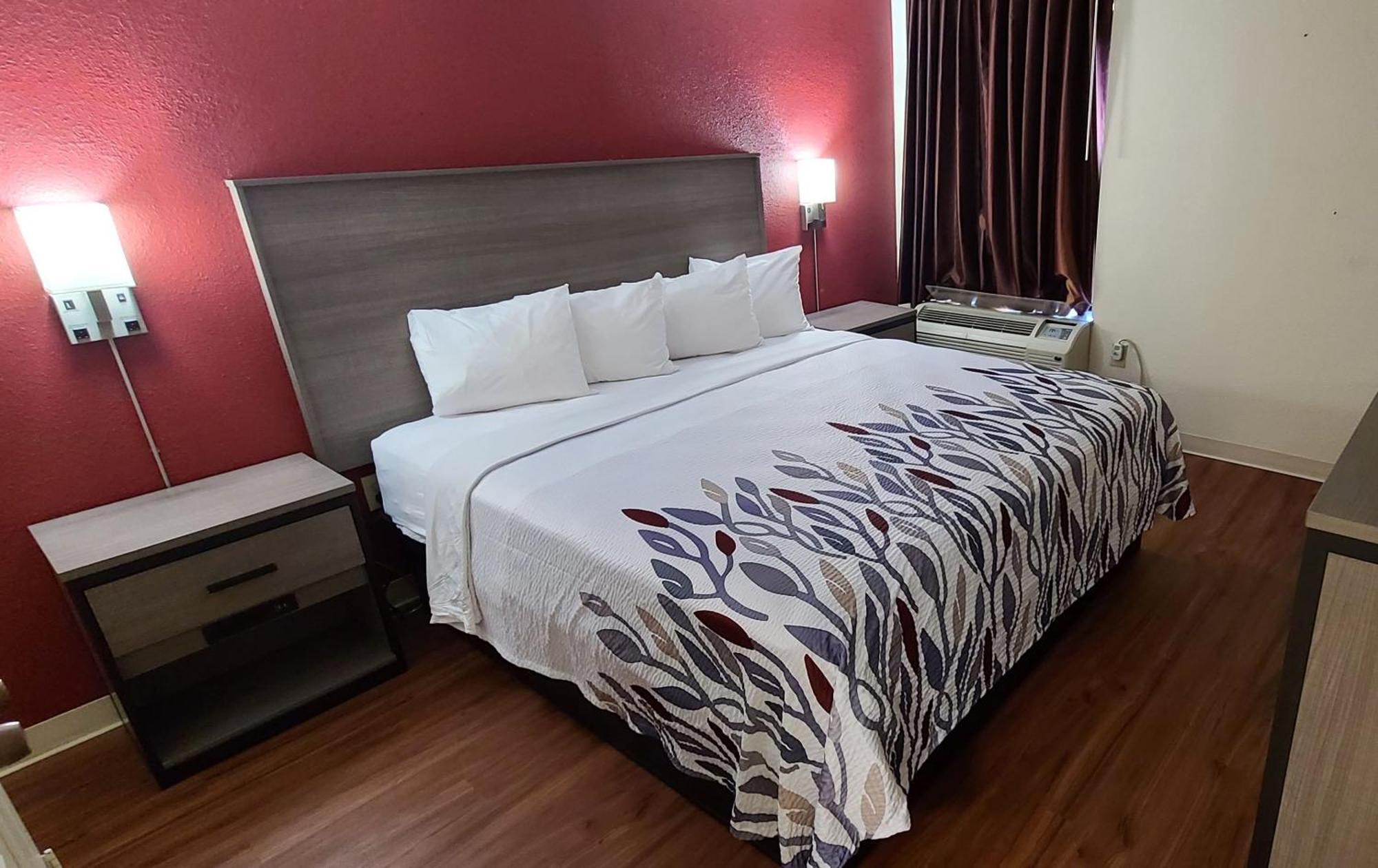 Red Roof Inn & Suites Cornelius - Lake Norman Dış mekan fotoğraf