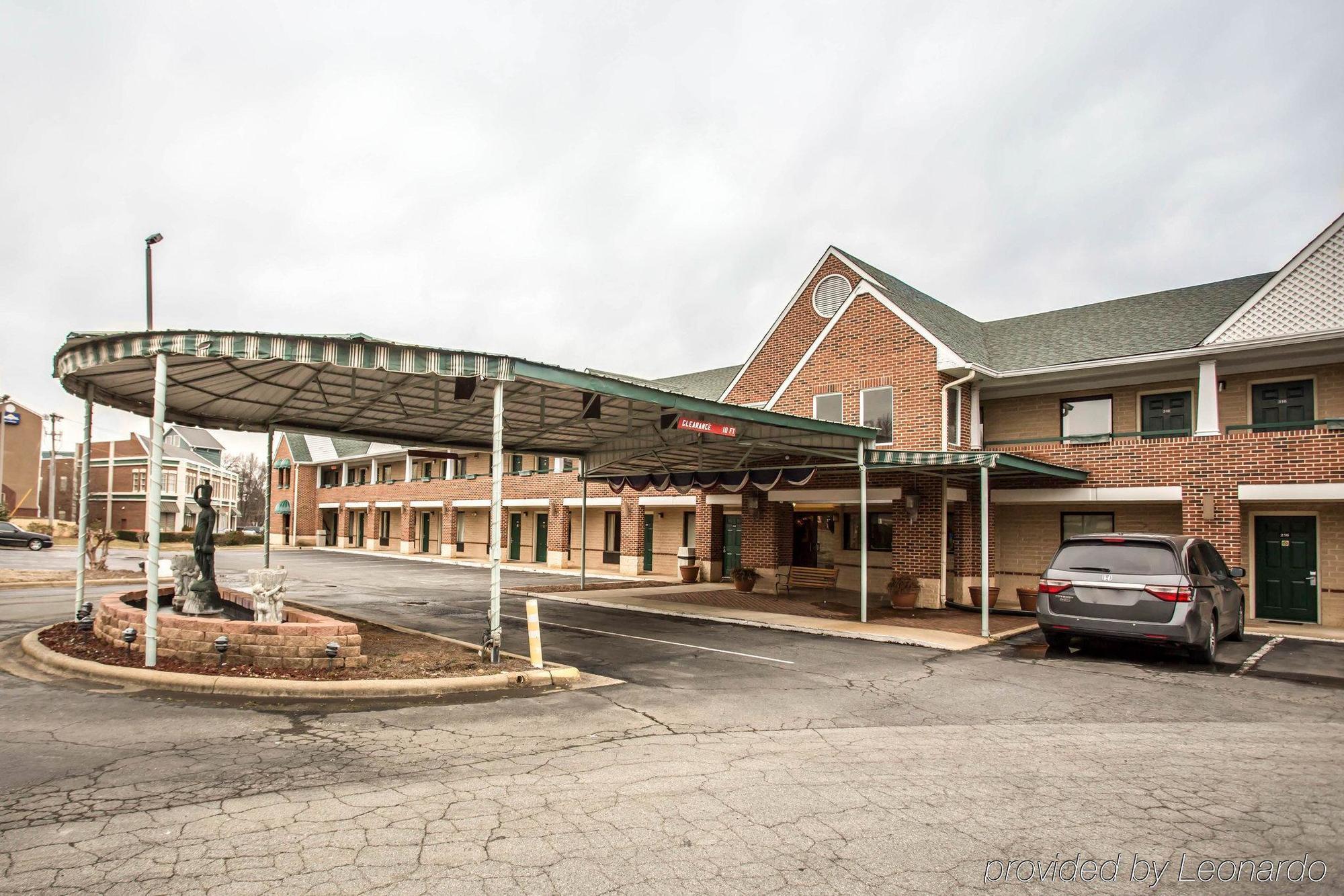 Red Roof Inn & Suites Cornelius - Lake Norman Dış mekan fotoğraf